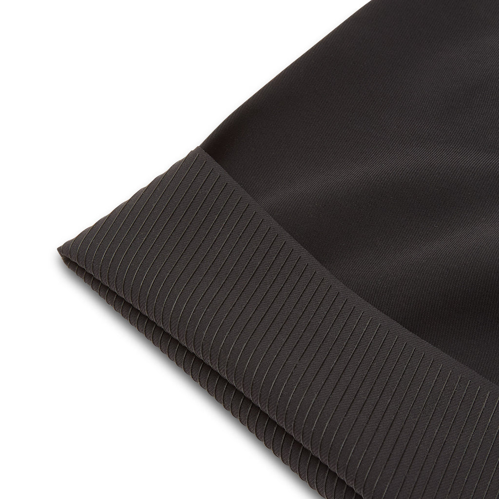 Esencia Bib Shorts - Deep Black